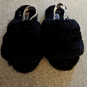UGG black size 10 kids sling back slippers. Good condition